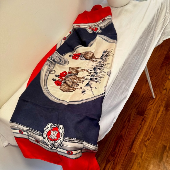 ♥️Celine Paris Red and Navy Equestrian Hunt Scarf♥️ - Picture 2 of 5